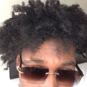 Meet your Posher, Derek